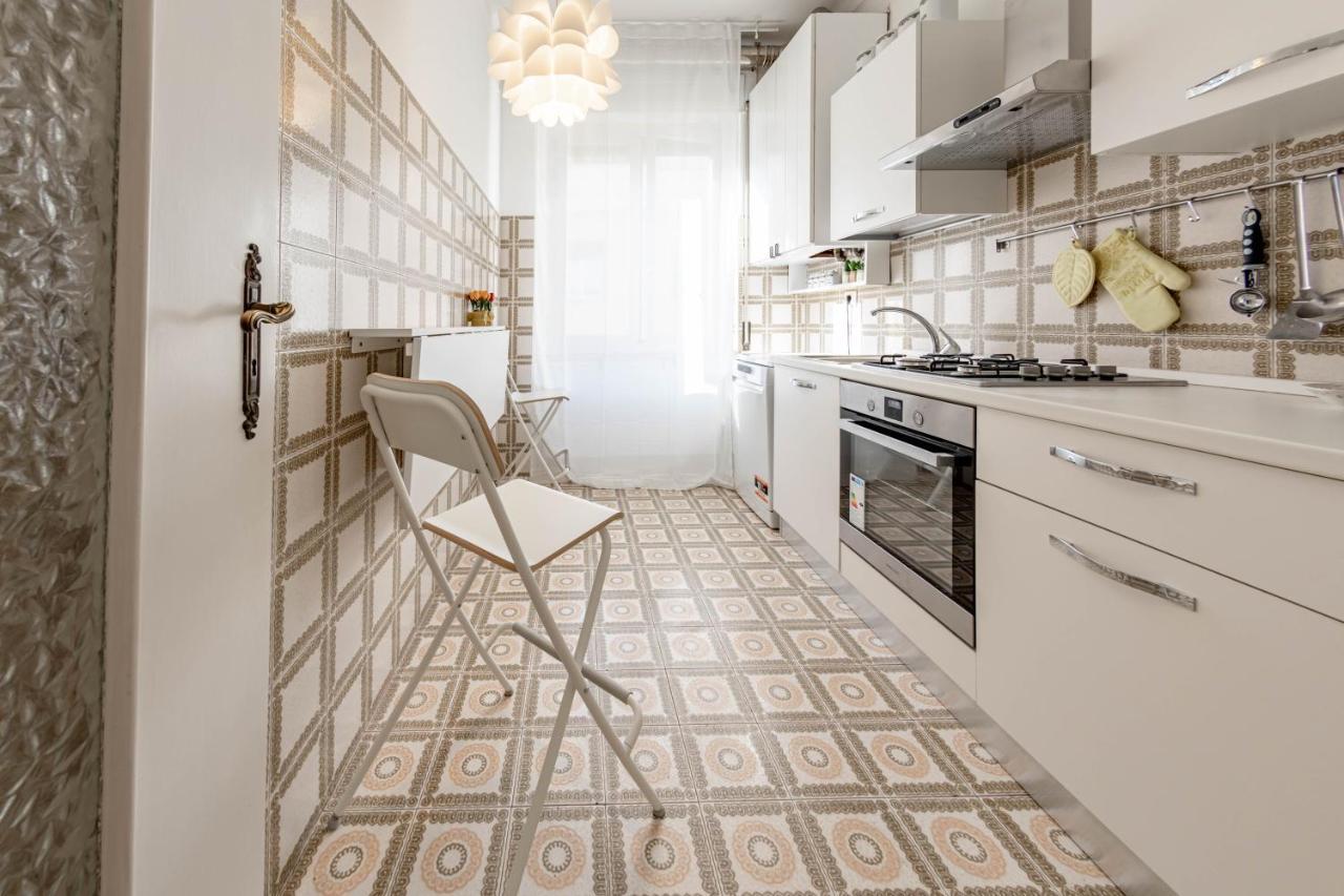 H11 Lux Ariston Sanremo - Centro Apartment Bagian luar foto